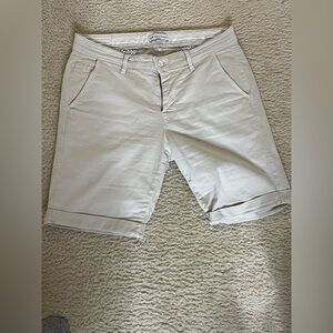 Kiwi Saint-Tropez Bermuda Shorts Flat Front Size Medium​​​​​​​​​​​